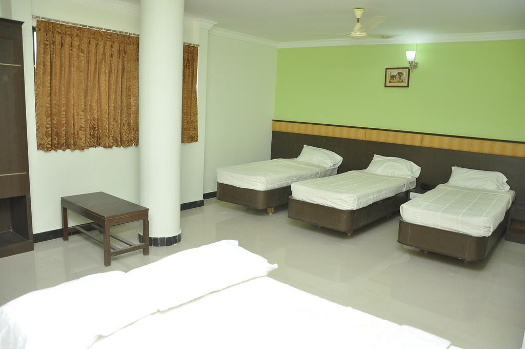Jeyam Residency, Kumbakonam Otel Dış mekan fotoğraf