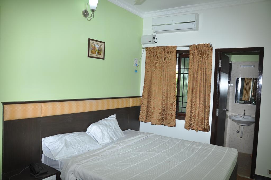 Jeyam Residency, Kumbakonam Otel Dış mekan fotoğraf